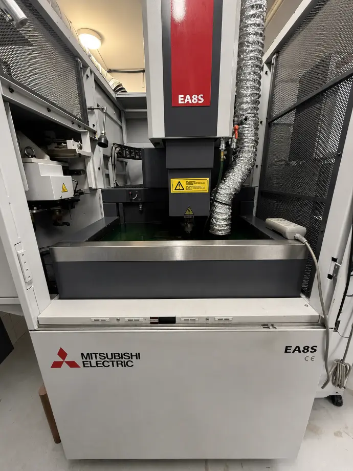 Mitsubishi EA8S